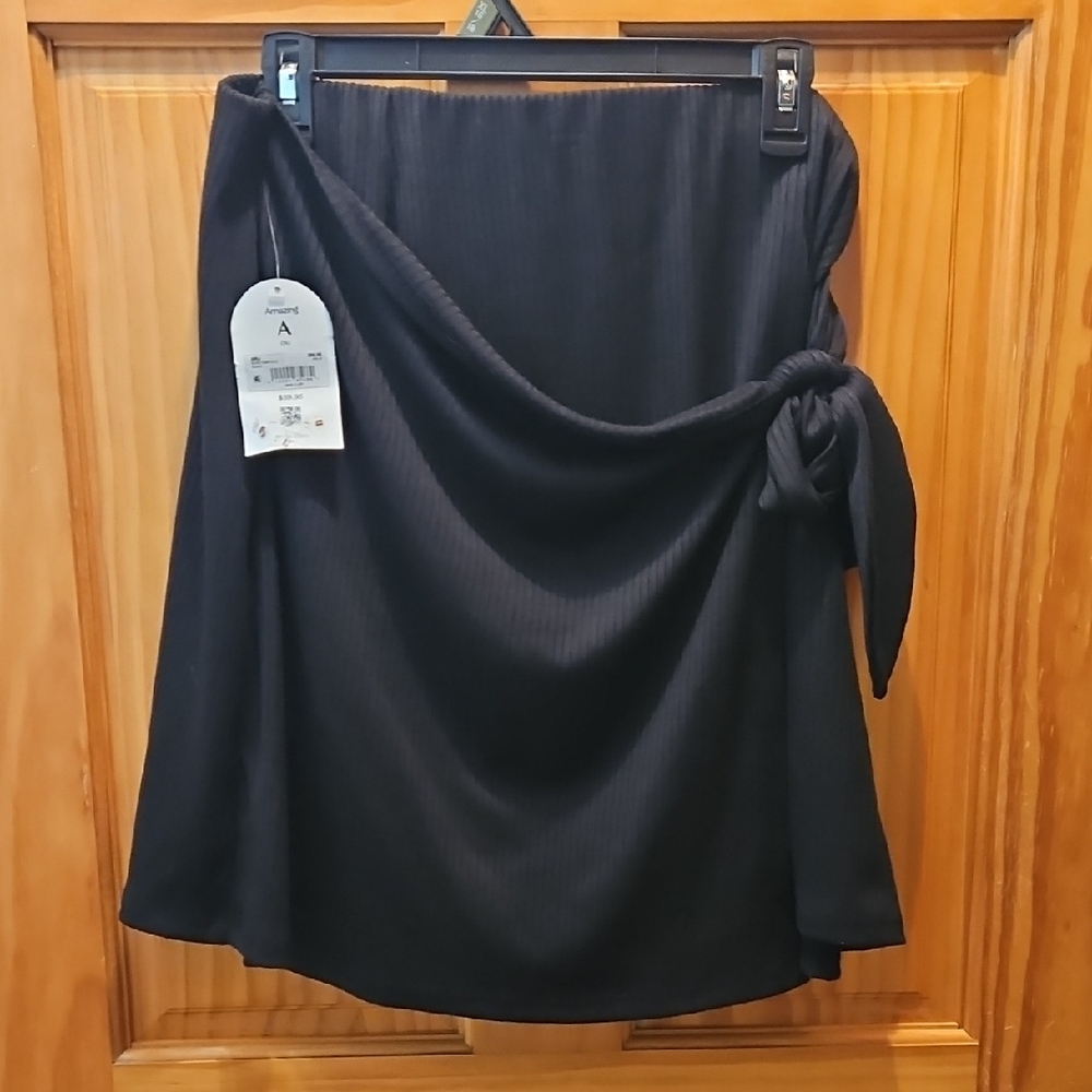Arula Black Knit Skirt